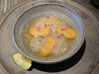 䇓PU